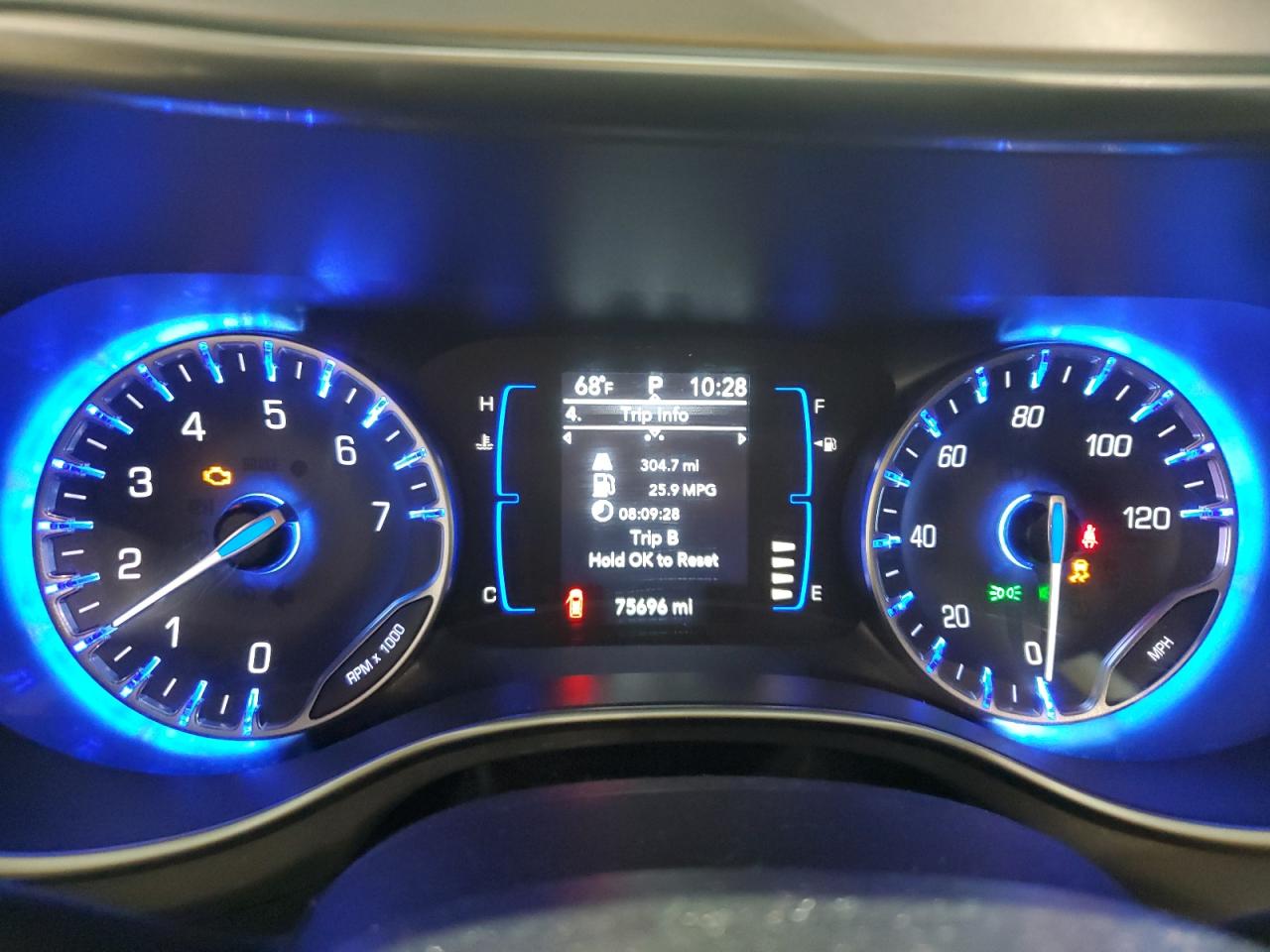 Автомобиль CHRYSLER PACIFICA TOURING PLUS 2019 | GrandCar Автомобиль CHRYSLER PACIFICA TOURING PLUS 2019 | GrandCar