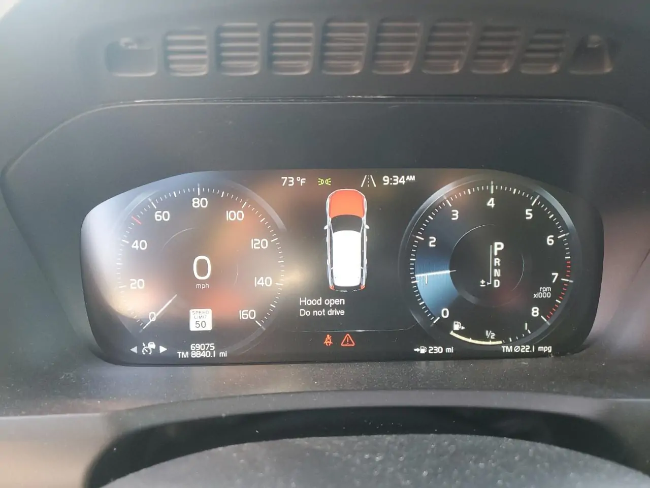 Автомобіль VOLVO XC90 T6 MOMENTUM 2019 | GrandCar Автомобіль VOLVO XC90 T6 MOMENTUM 2019 | GrandCar
