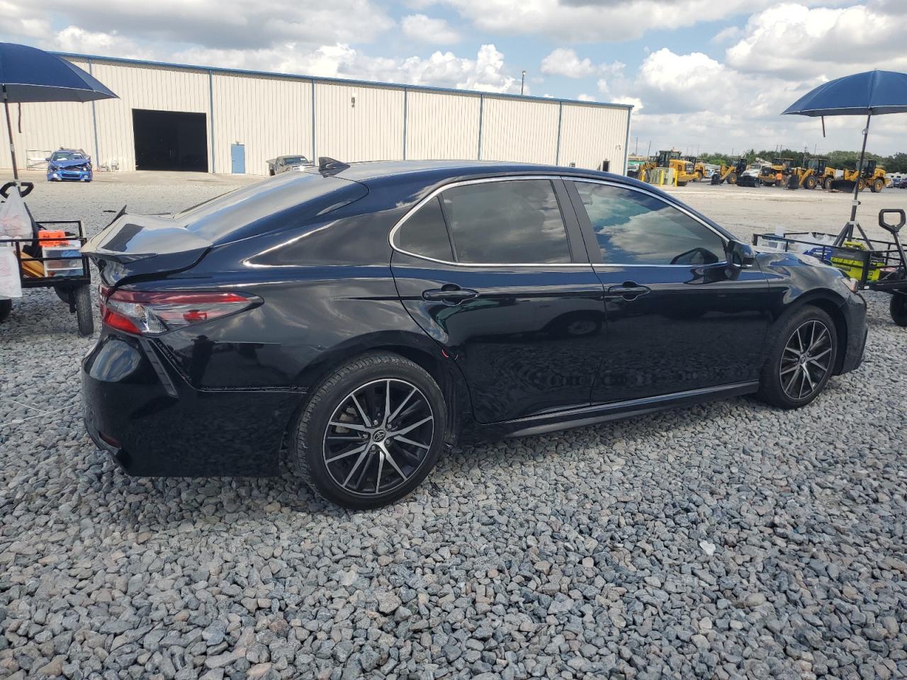 Автомобиль TOYOTA CAMRY SE NIGHT SHADE 2023 | GrandCar Автомобиль TOYOTA CAMRY SE NIGHT SHADE 2023 | GrandCar