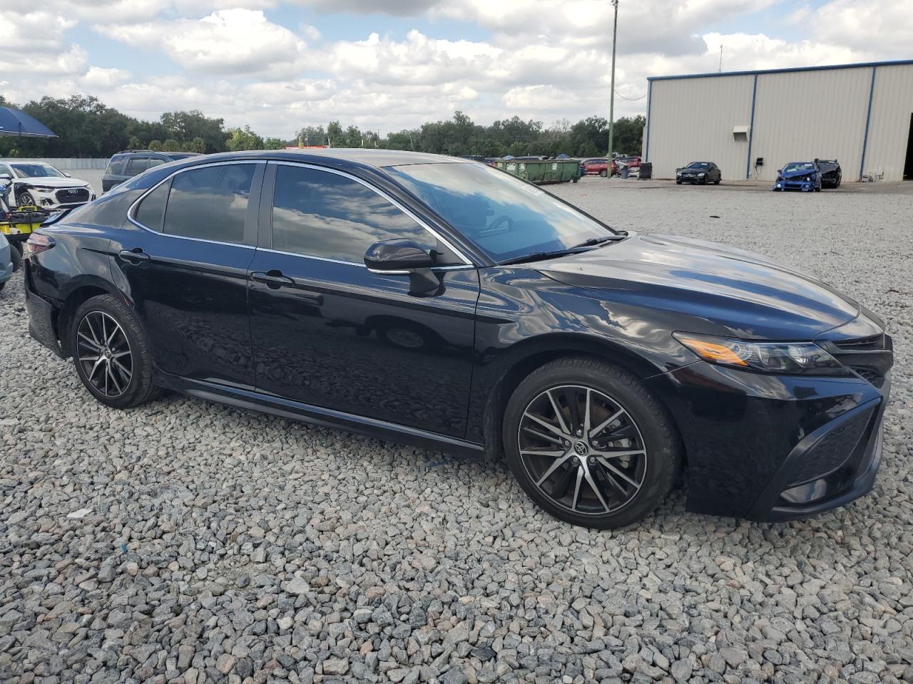 Автомобиль TOYOTA CAMRY SE NIGHT SHADE 2023 | GrandCar Автомобиль TOYOTA CAMRY SE NIGHT SHADE 2023 | GrandCar