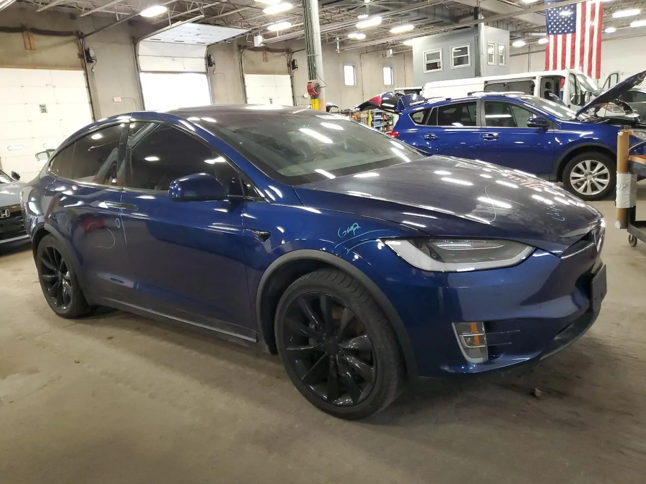 Автомобіль TESLA MODEL X 2018 | GrandCar Автомобіль TESLA MODEL X 2018 | GrandCar