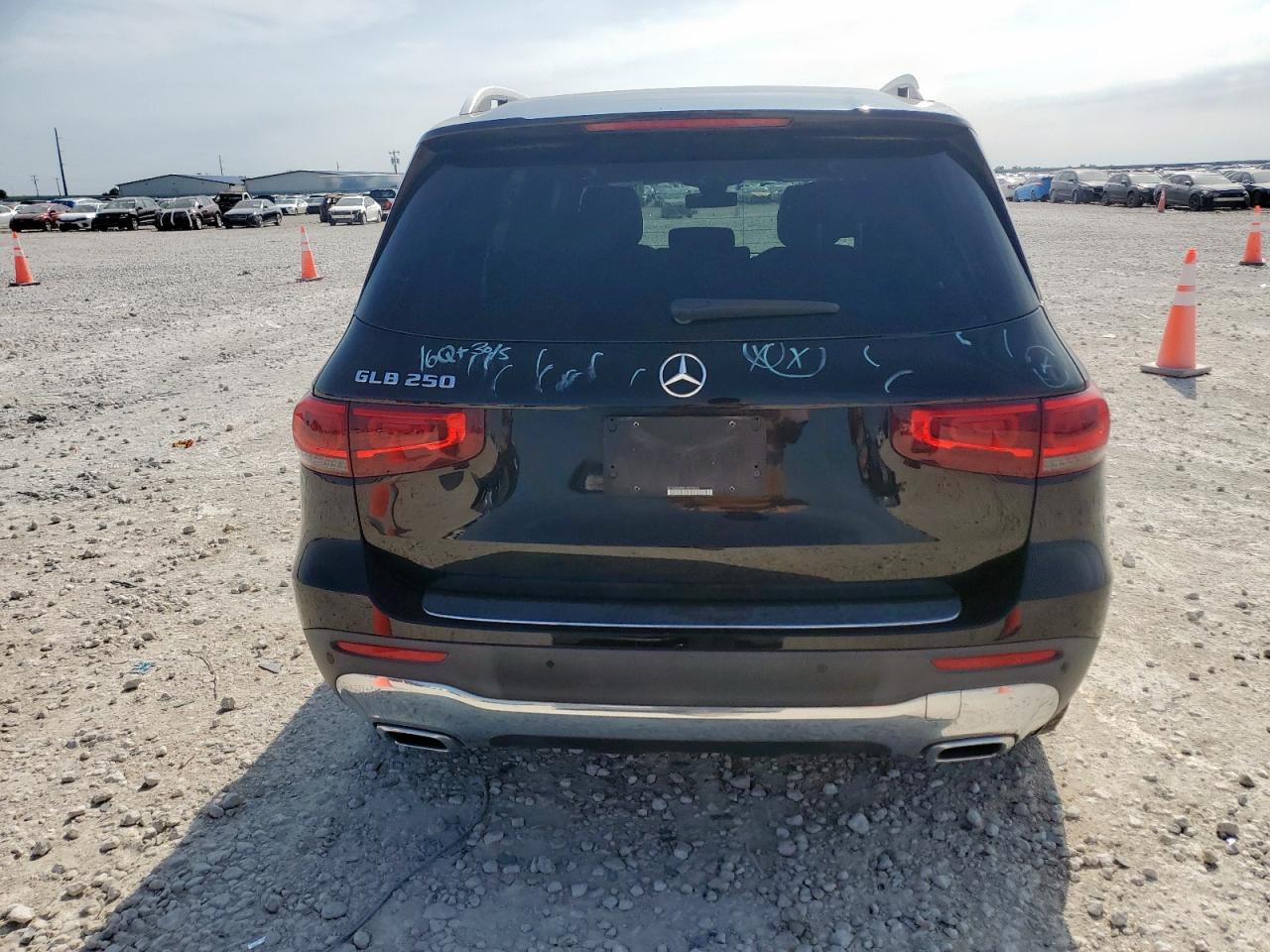 Автомобиль MERCEDES-BENZ GLB 250 2020 | GrandCar Автомобиль MERCEDES-BENZ GLB 250 2020 | GrandCar