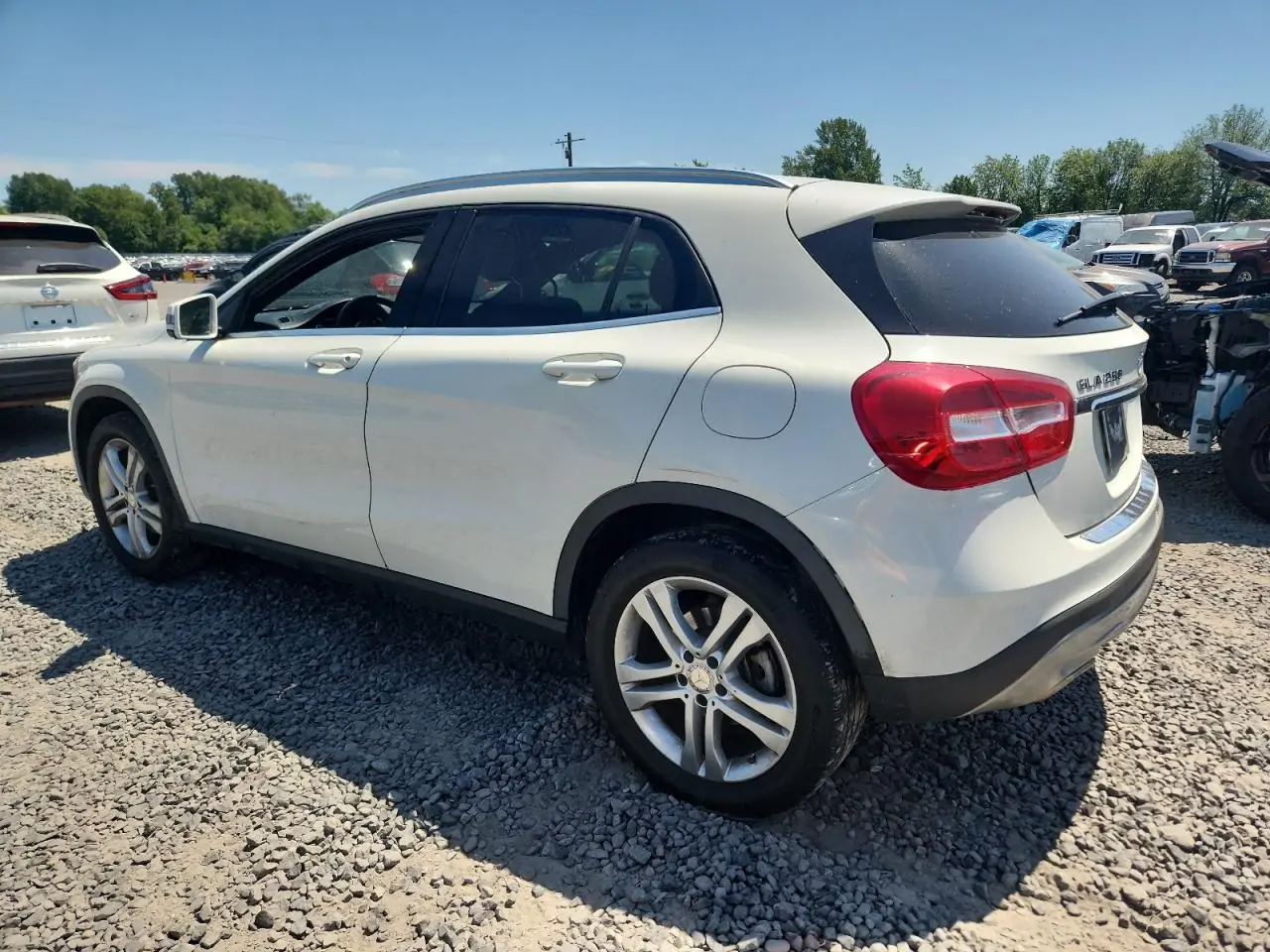 Автомобіль MERCEDES-BENZ GLA 250 4MATIC 2017 | GrandCar Автомобіль MERCEDES-BENZ GLA 250 4MATIC 2017 | GrandCar