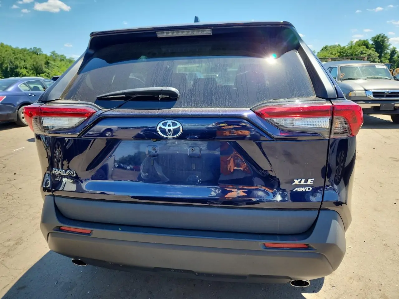 Автомобіль TOYOTA RAV4 XLE PREMIUM 2021 | GrandCar Автомобіль TOYOTA RAV4 XLE PREMIUM 2021 | GrandCar