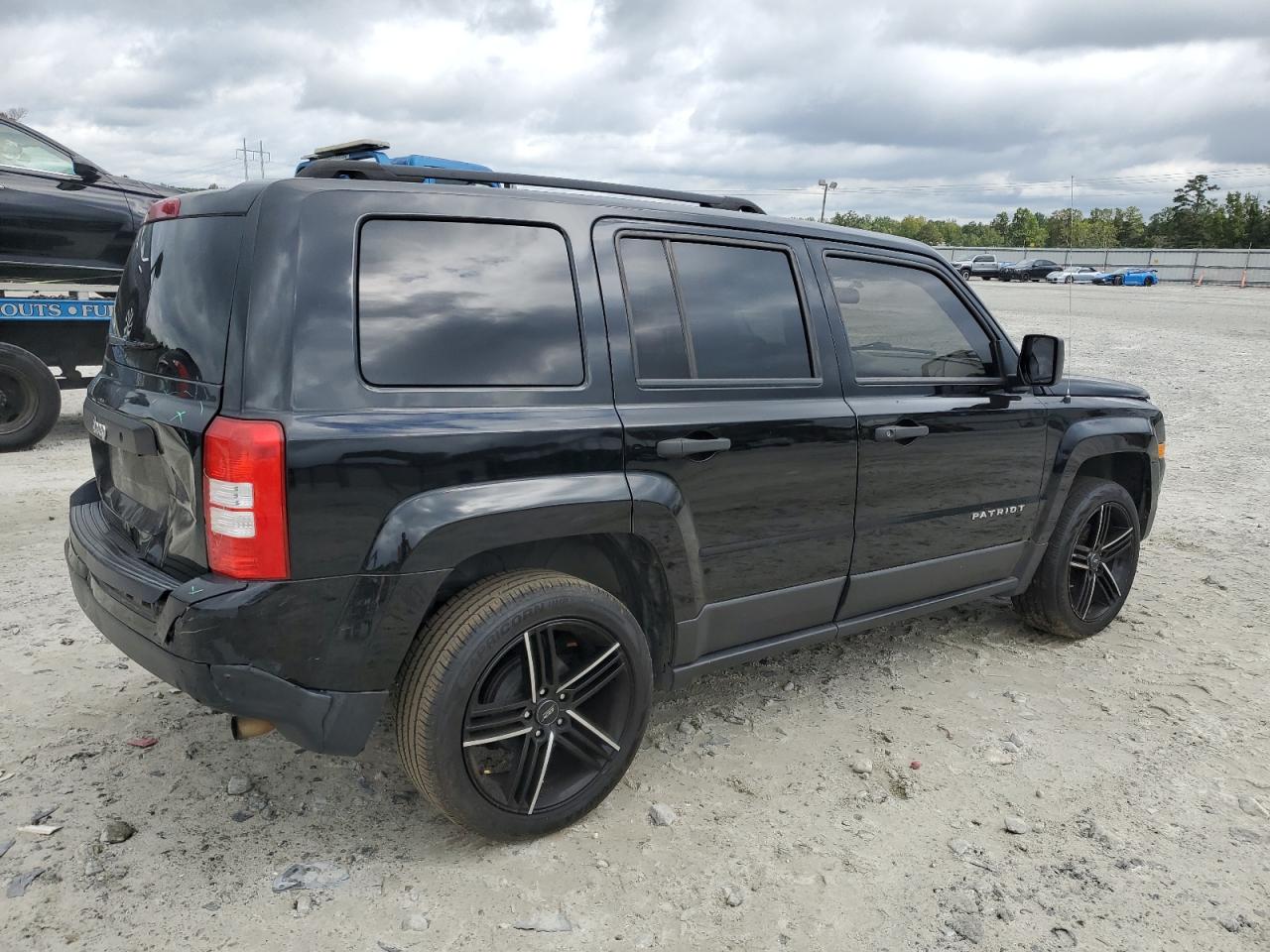 Автомобиль JEEP PATRIOT SPORT 2015 | GrandCar Автомобиль JEEP PATRIOT SPORT 2015 | GrandCar