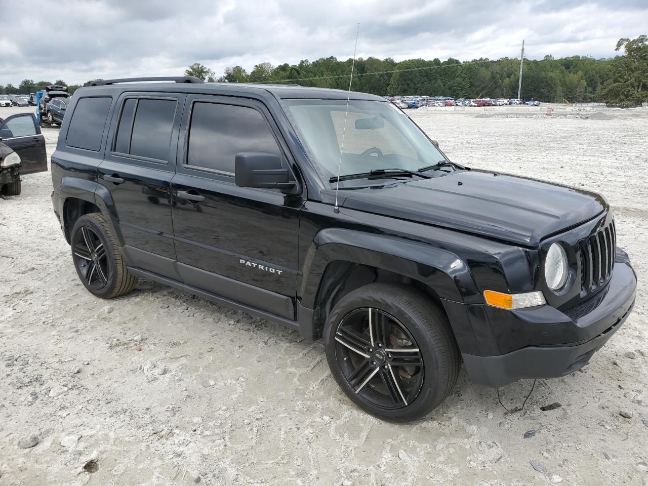 Автомобиль JEEP PATRIOT SPORT 2015 | GrandCar Автомобиль JEEP PATRIOT SPORT 2015 | GrandCar