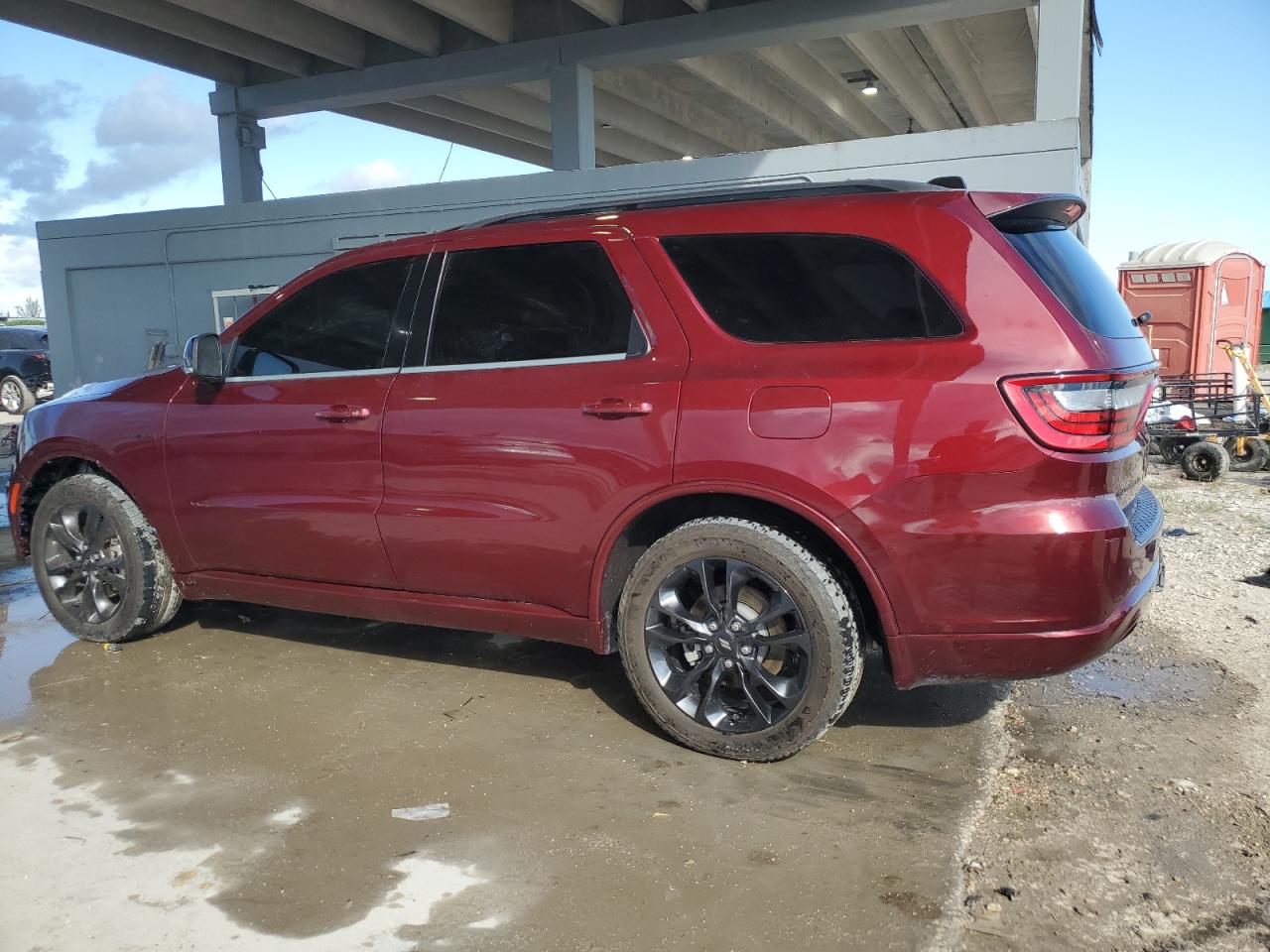Автомобиль DODGE DURANGO R/T 2023 | GrandCar Автомобиль DODGE DURANGO R/T 2023 | GrandCar