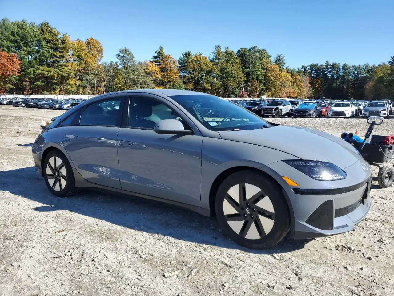 Автомобіль HYUNDAI IONIQ 6 SE 2024 | GrandCar Автомобіль HYUNDAI IONIQ 6 SE 2024 | GrandCar