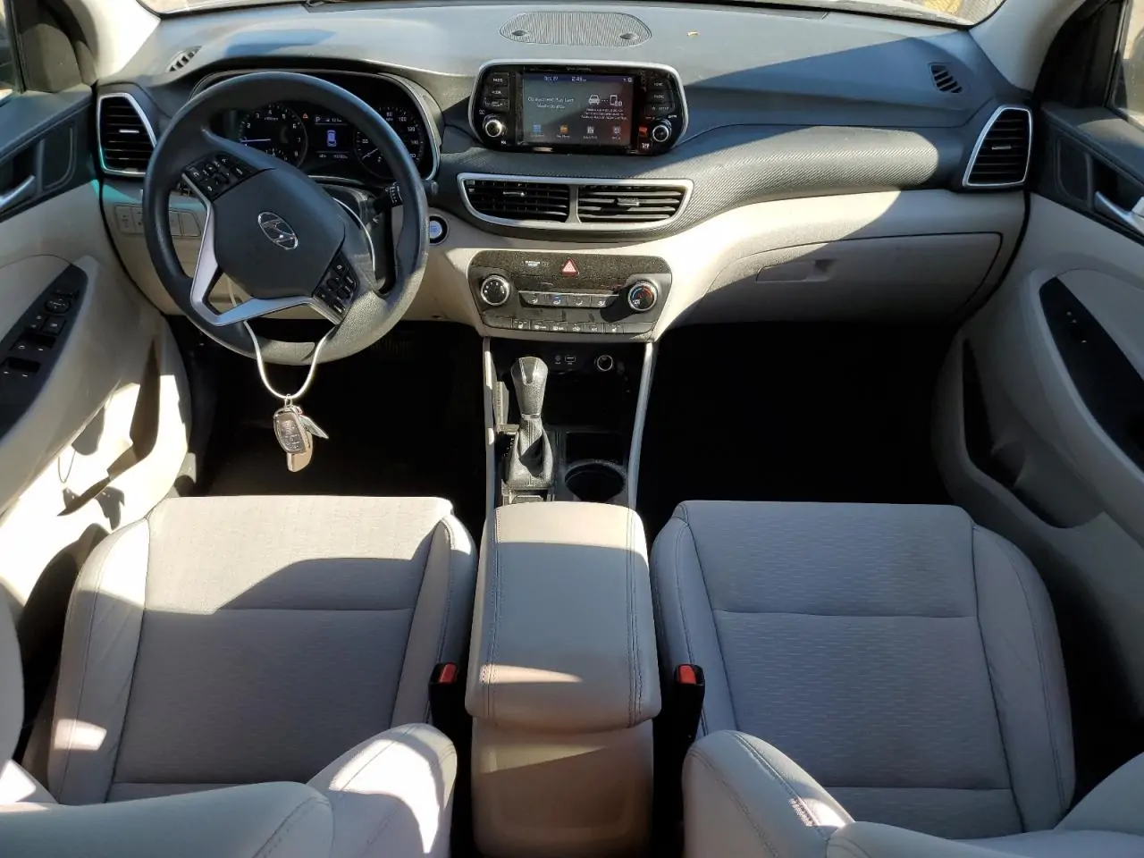 Автомобиль HYUNDAI TUCSON LIMITED 2019 | GrandCar Автомобиль HYUNDAI TUCSON LIMITED 2019 | GrandCar