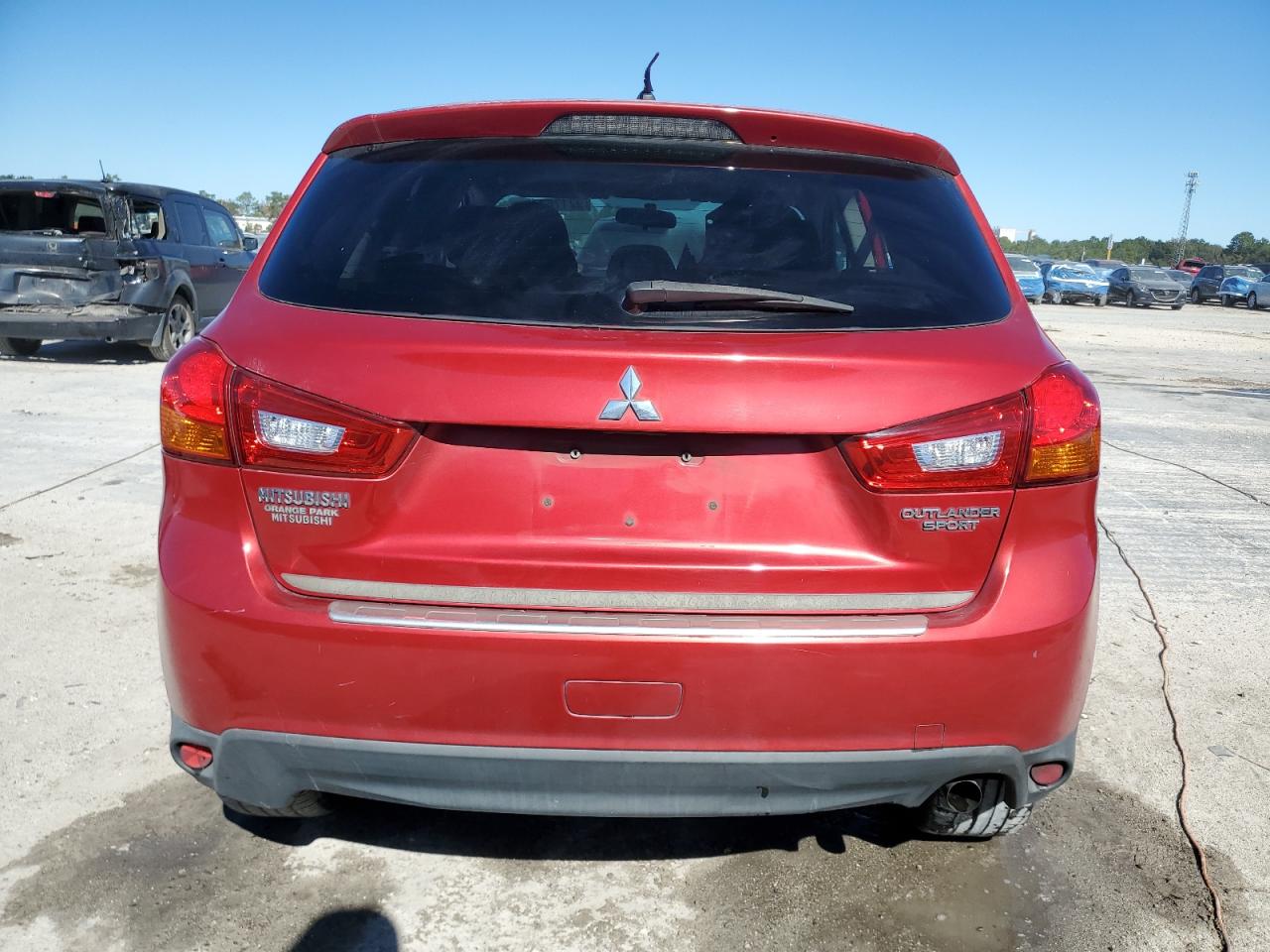 Автомобіль MITSUBISHI OUTLANDER SPORT 2014 | GrandCar Автомобіль MITSUBISHI OUTLANDER SPORT 2014 | GrandCar
