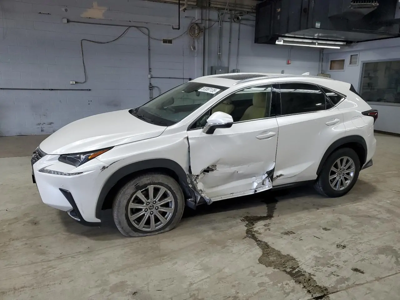 Автомобиль LEXUS NX 300 BASE 2021 | GrandCar
