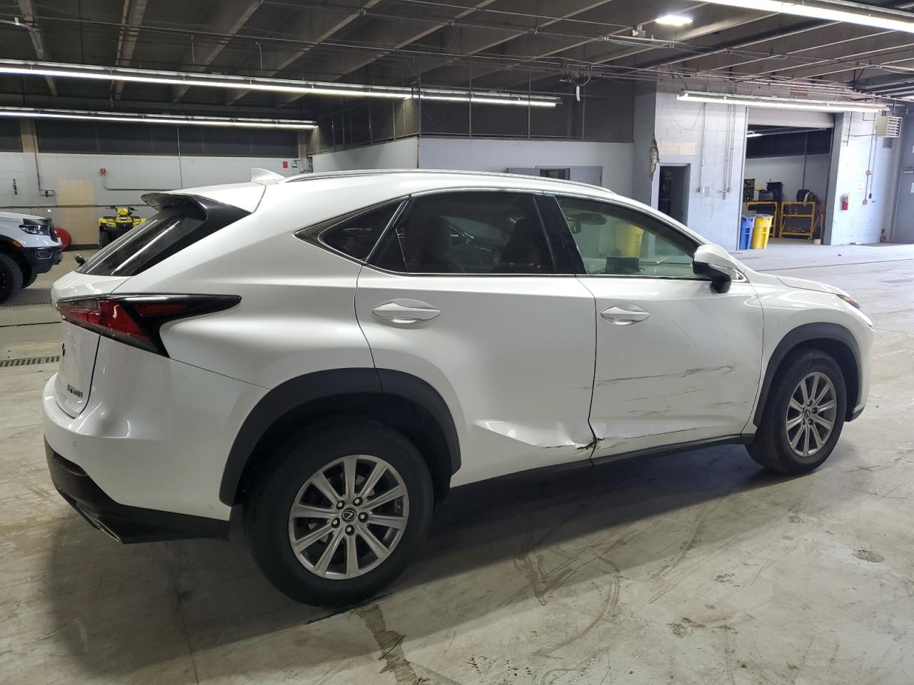 Автомобиль LEXUS NX 300 BASE 2021 | GrandCar Автомобиль LEXUS NX 300 BASE 2021 | GrandCar