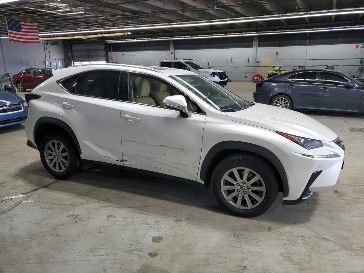 Автомобиль LEXUS NX 300 BASE 2021 | GrandCar Автомобиль LEXUS NX 300 BASE 2021 | GrandCar