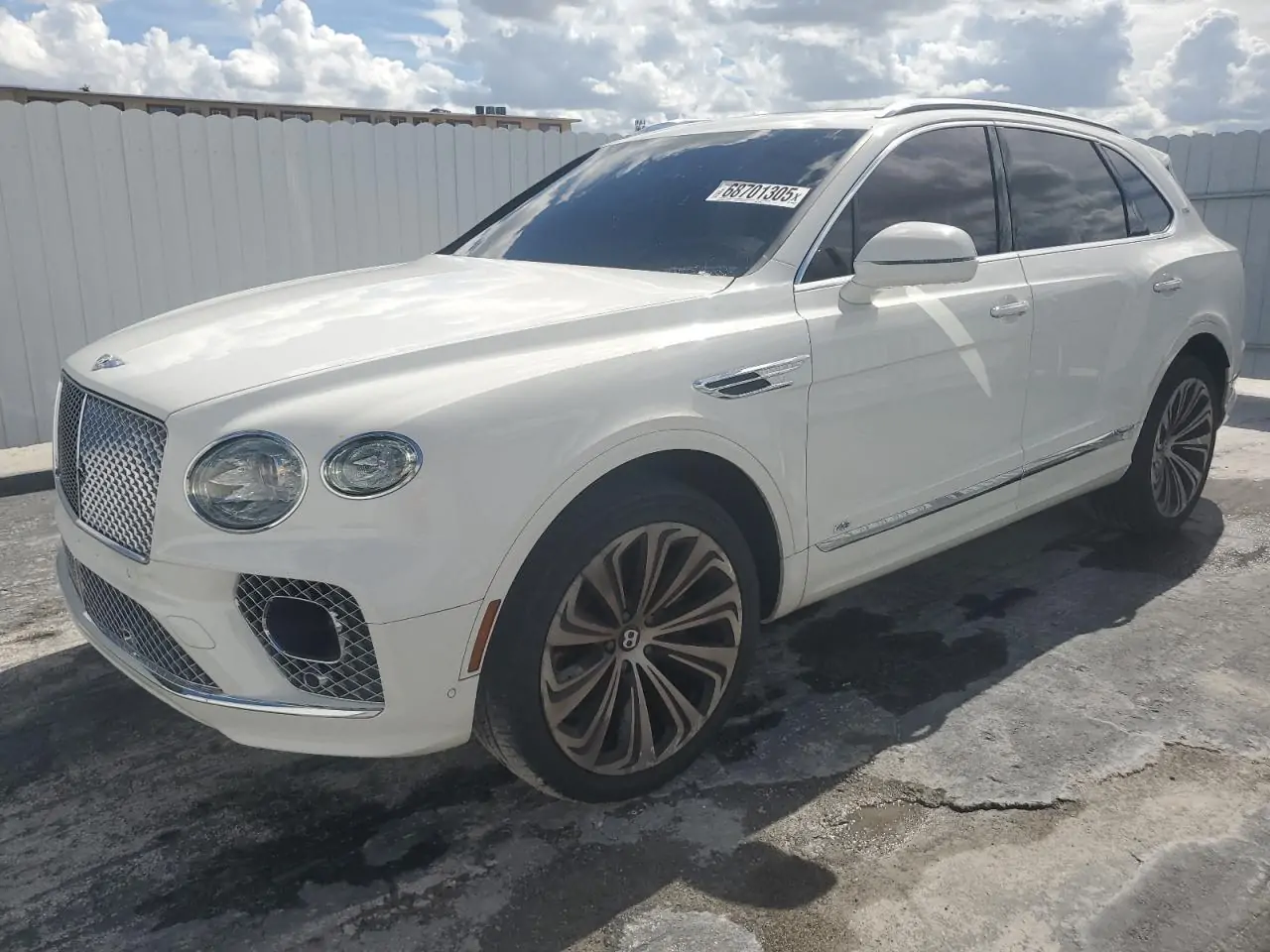 Автомобіль BENTLEY BENTAYGA 2021 | GrandCar