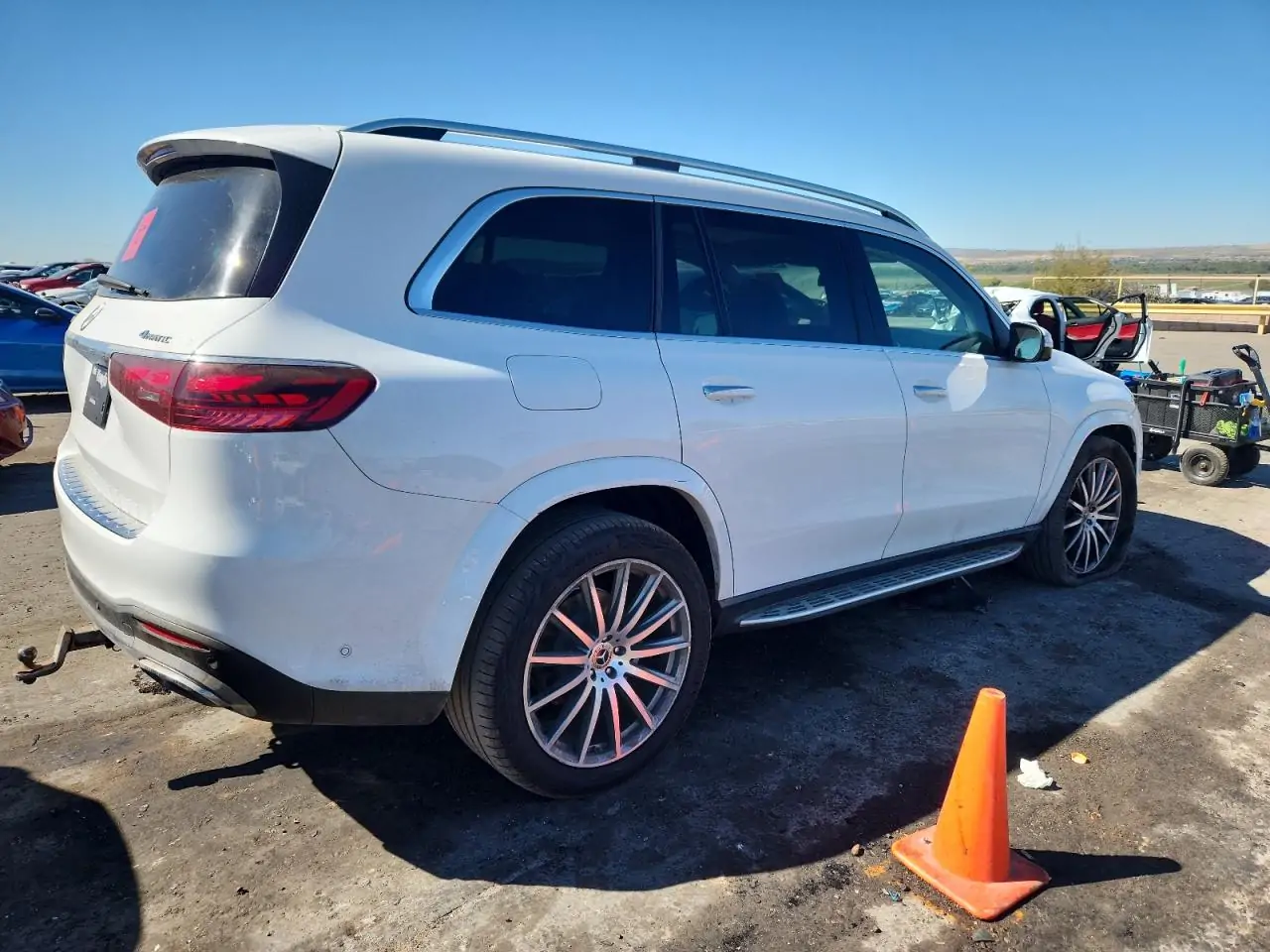 Автомобіль MERCEDES-BENZ GLS 450 4MATIC 2025 | GrandCar Автомобіль MERCEDES-BENZ GLS 450 4MATIC 2025 | GrandCar