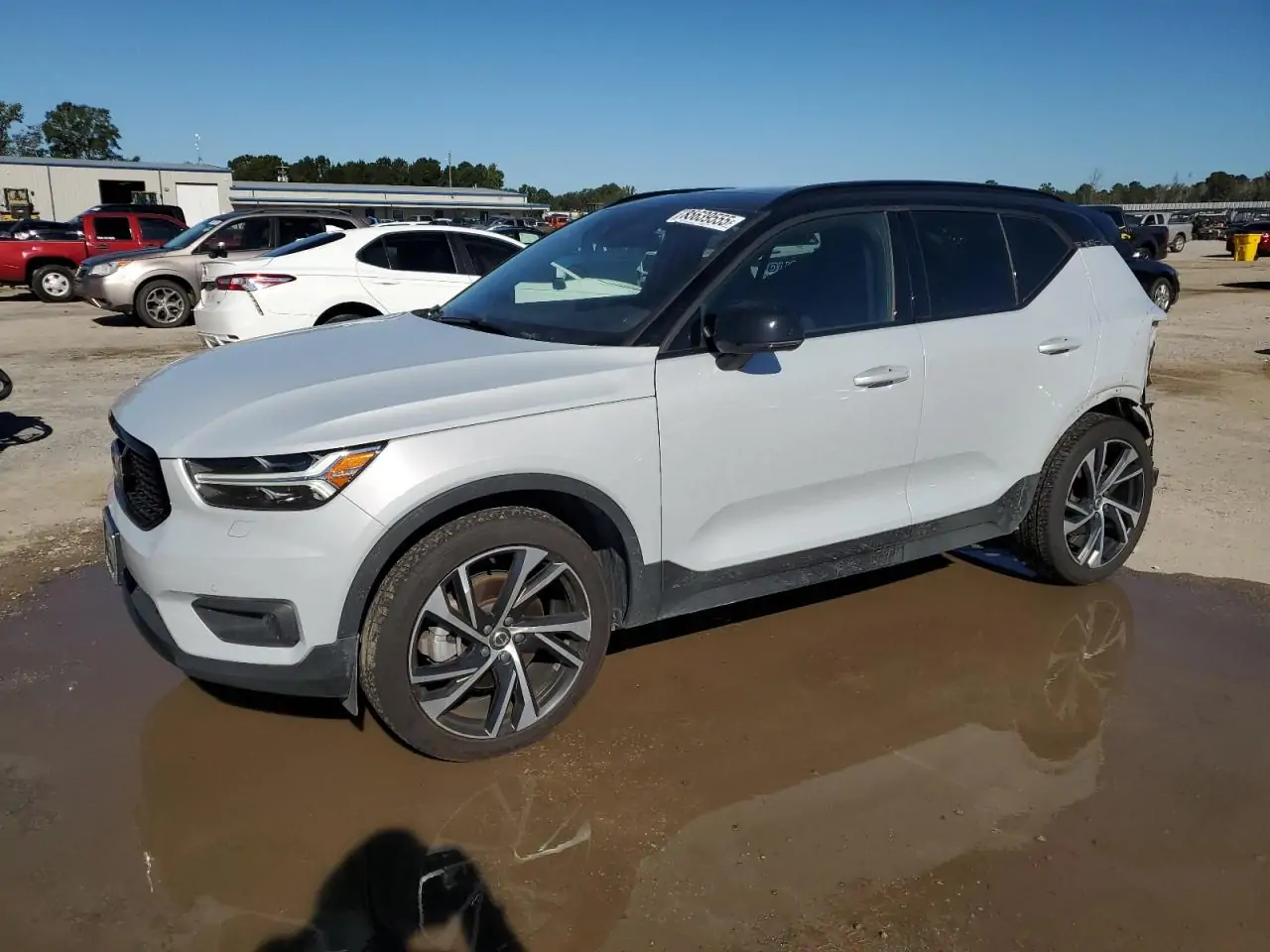 Автомобіль VOLVO XC40 T5 R-DESIGN 2022 | GrandCar