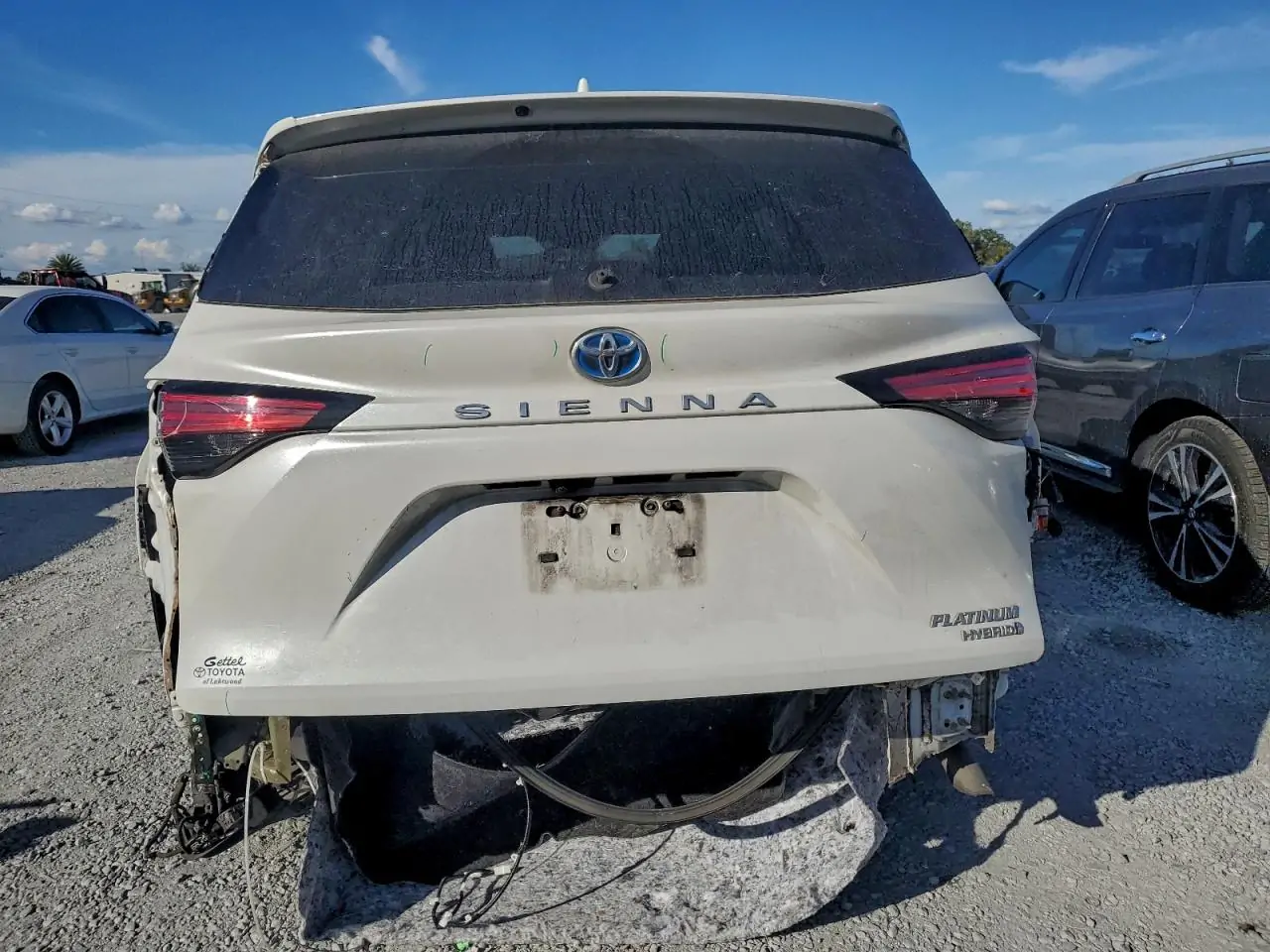 Автомобіль TOYOTA SIENNA LIMITED 2022 | GrandCar Автомобіль TOYOTA SIENNA LIMITED 2022 | GrandCar