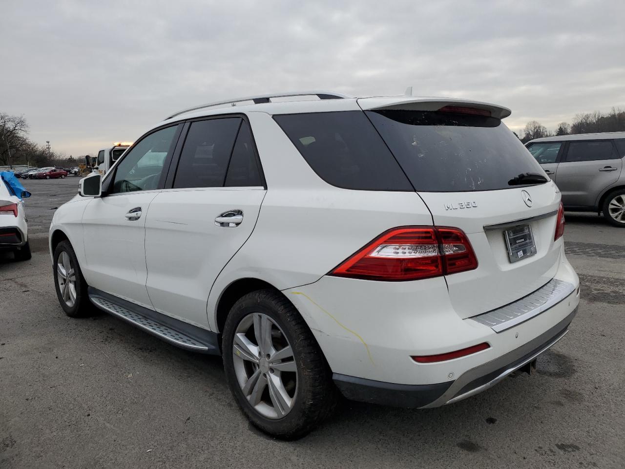 Автомобіль MERCEDES-BENZ ML 350 4MATIC 2015 | GrandCar Автомобіль MERCEDES-BENZ ML 350 4MATIC 2015 | GrandCar