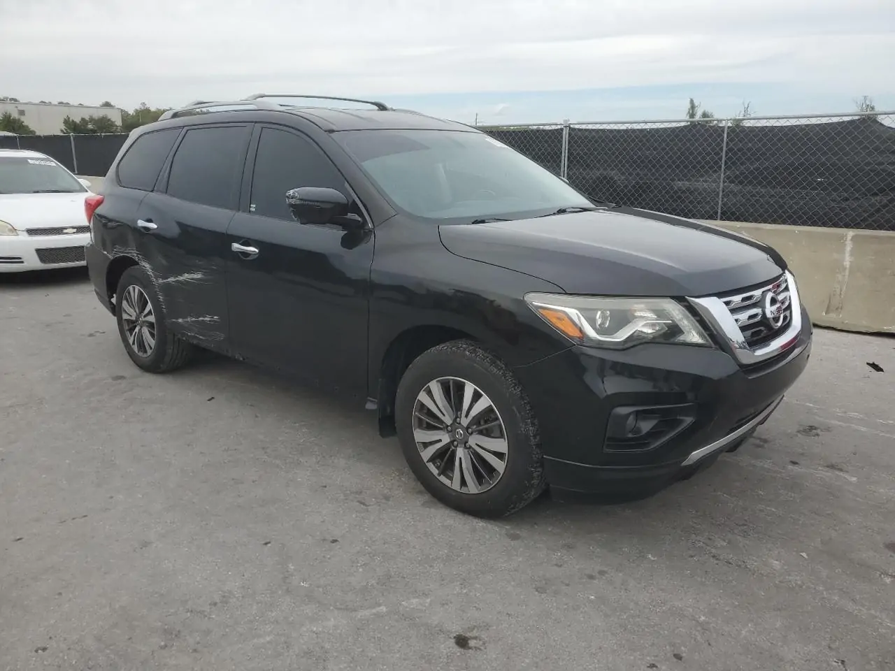 Автомобиль NISSAN PATHFINDER S 2018 | GrandCar Автомобиль NISSAN PATHFINDER S 2018 | GrandCar