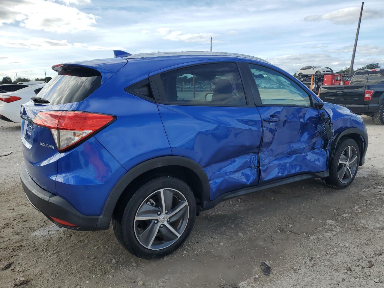 Автомобиль HONDA HR-V EX 2021 | GrandCar Автомобиль HONDA HR-V EX 2021 | GrandCar