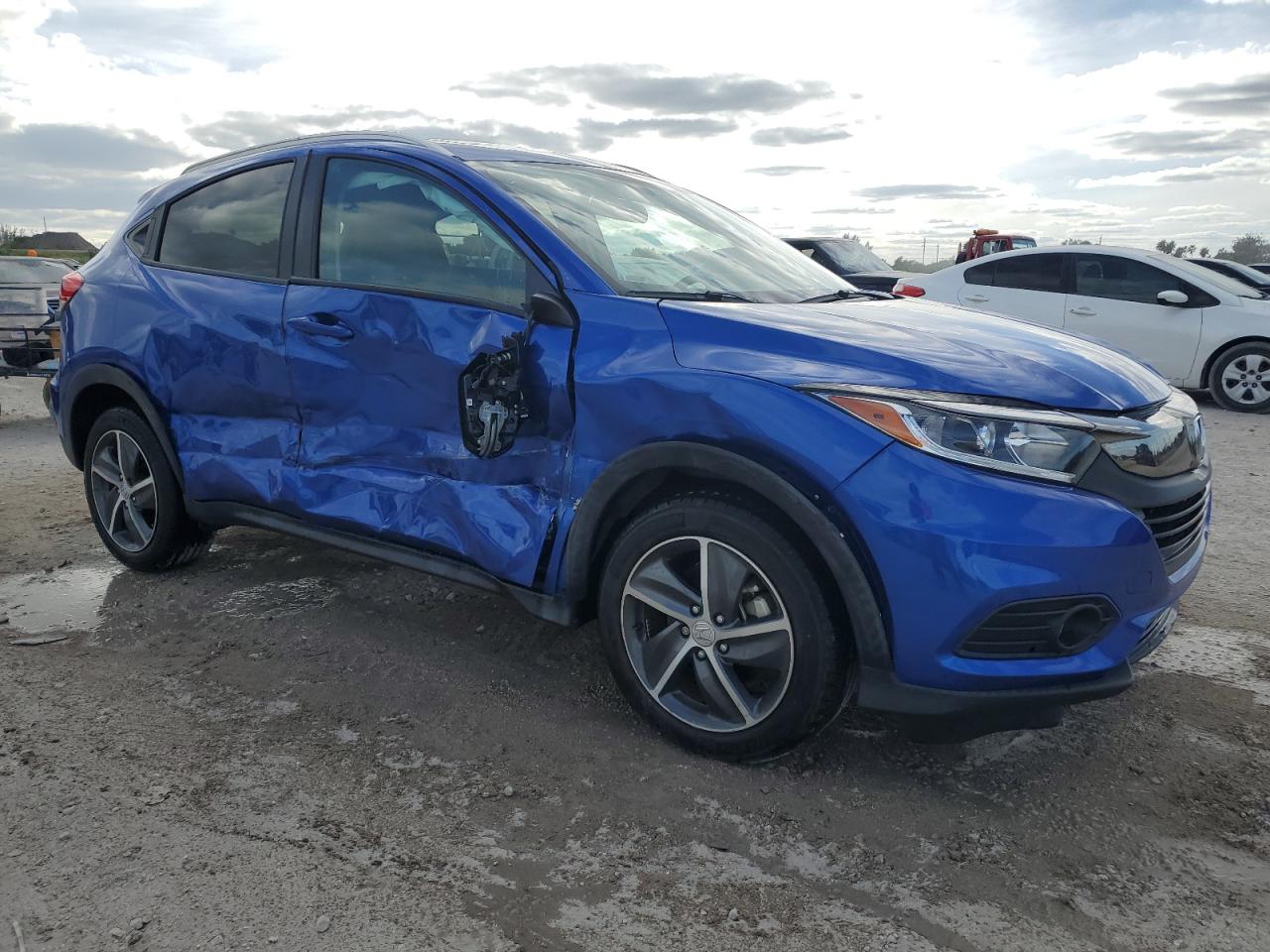 Автомобиль HONDA HR-V EX 2021 | GrandCar Автомобиль HONDA HR-V EX 2021 | GrandCar
