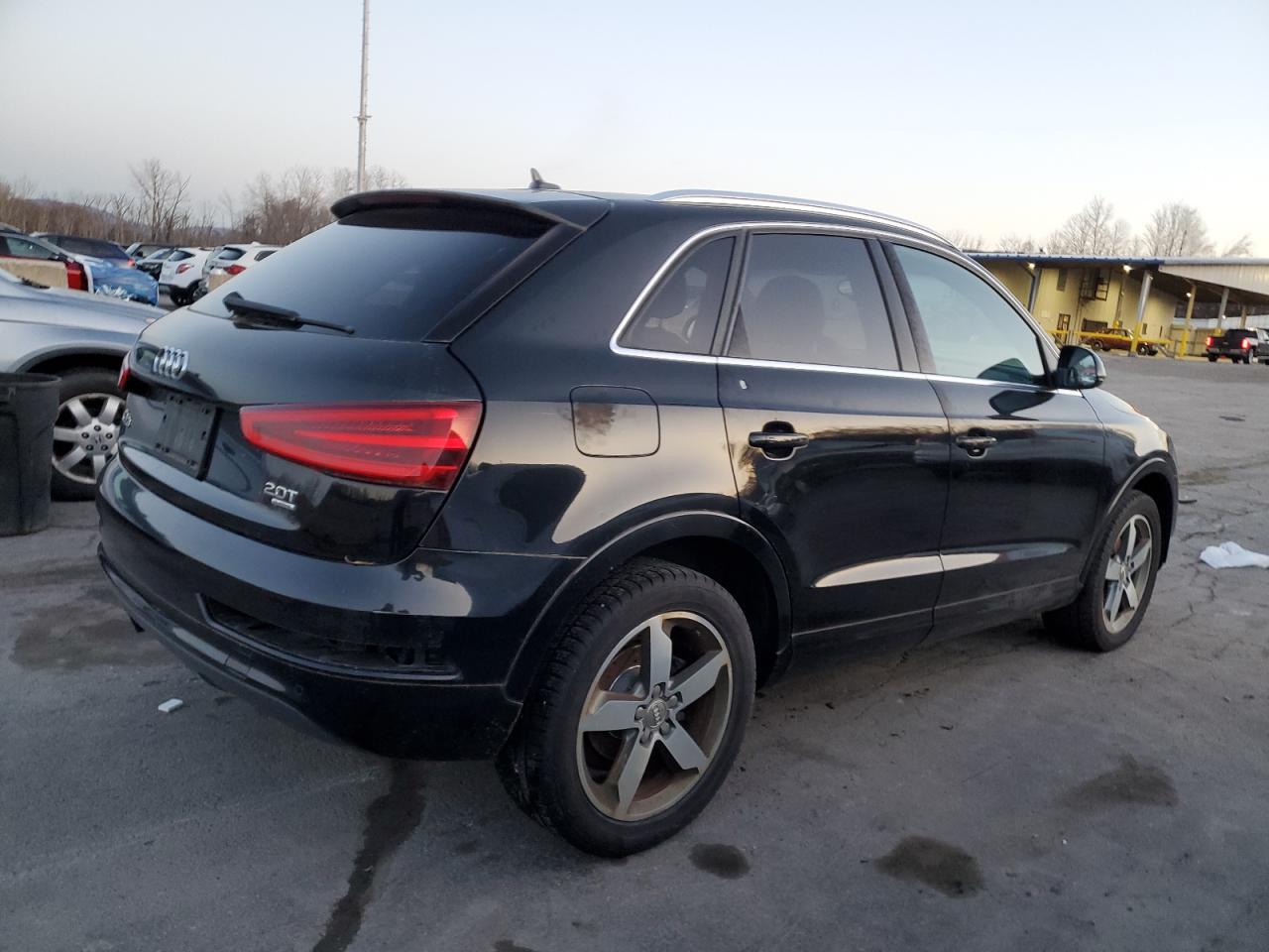 Автомобіль AUDI Q3 PREMIUM PLUS 2015 | GrandCar Автомобіль AUDI Q3 PREMIUM PLUS 2015 | GrandCar