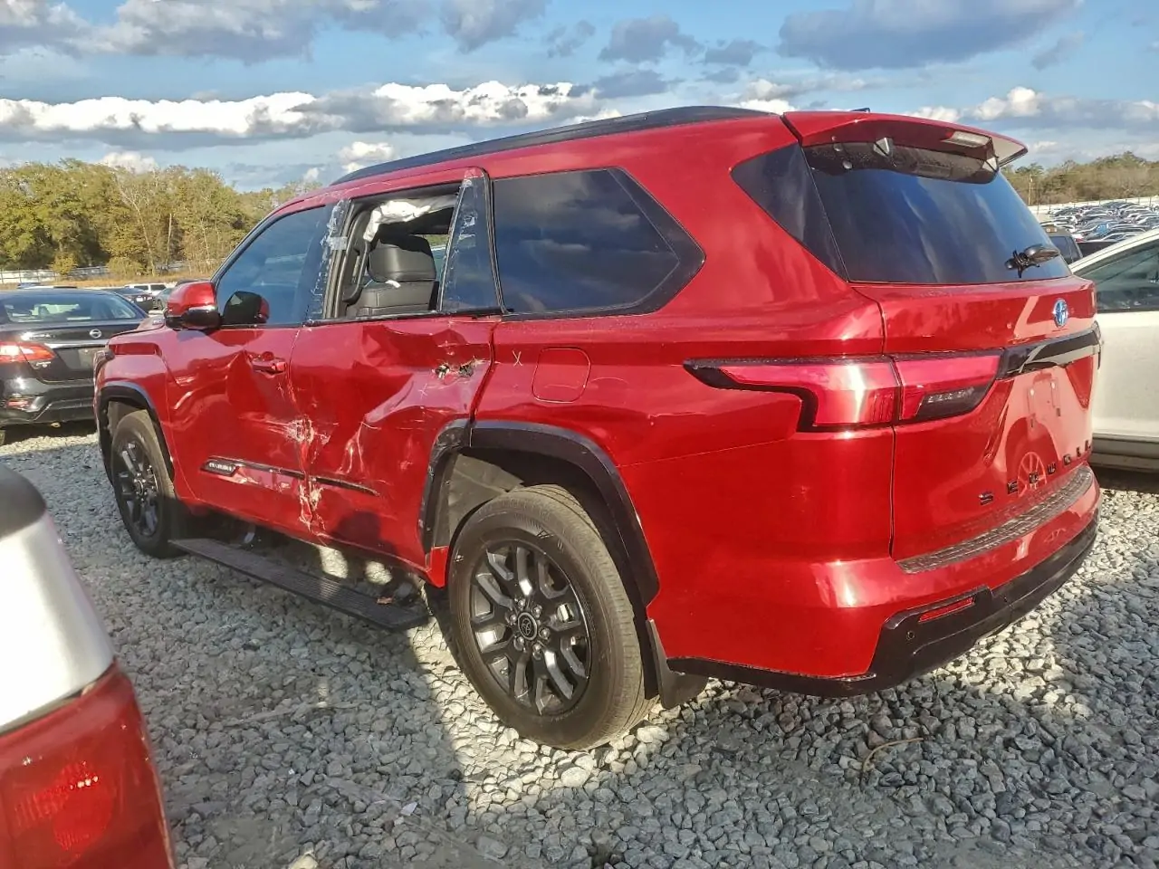 Автомобиль TOYOTA SEQUOIA SR5 2023 | GrandCar Автомобиль TOYOTA SEQUOIA SR5 2023 | GrandCar