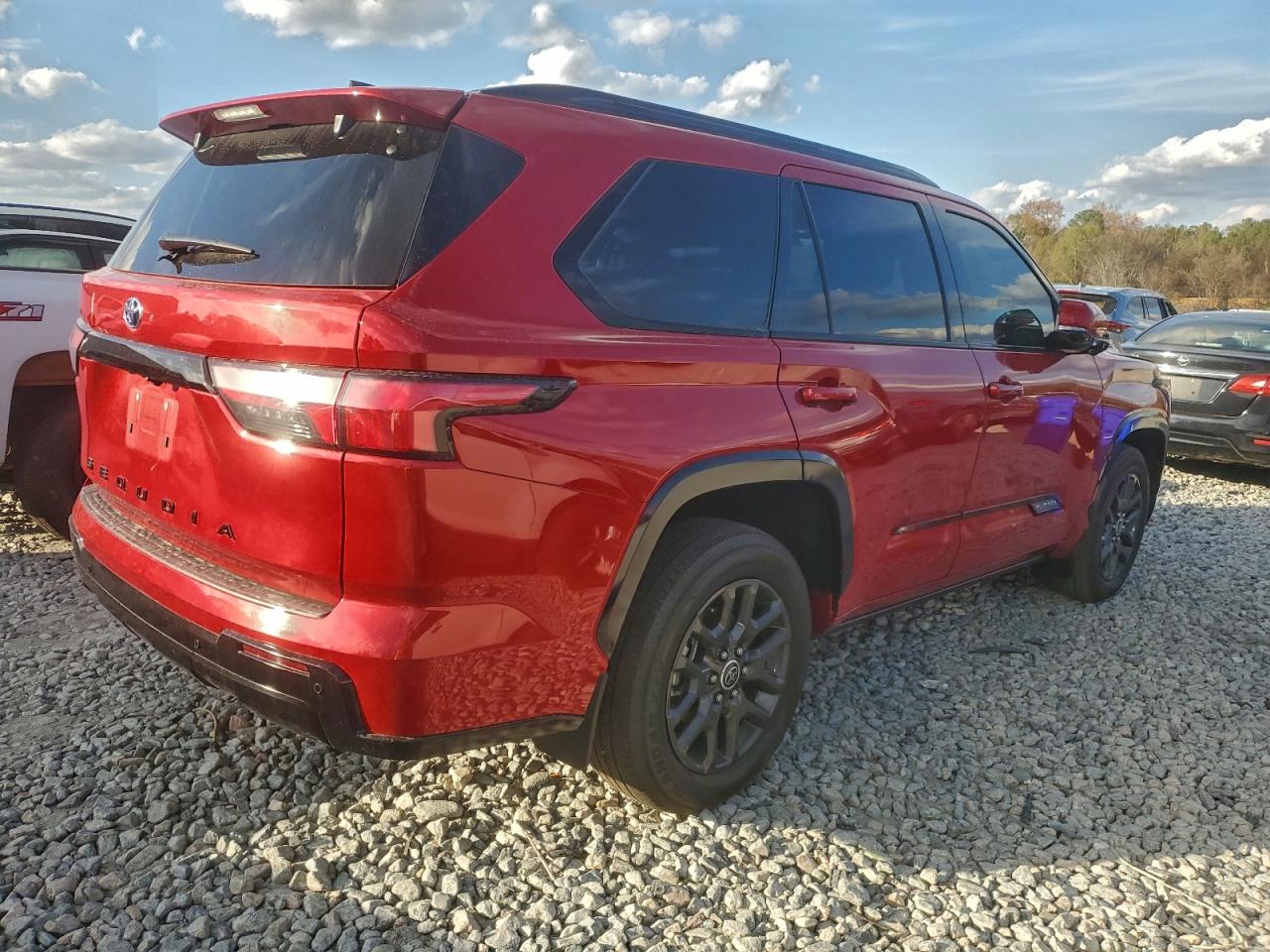 Автомобиль TOYOTA SEQUOIA SR5 2023 | GrandCar Автомобиль TOYOTA SEQUOIA SR5 2023 | GrandCar