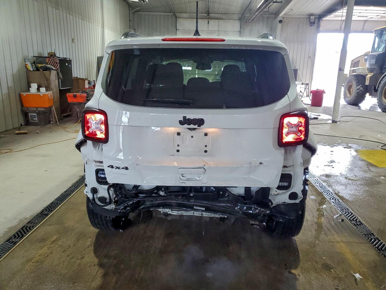 Автомобіль JEEP RENEGADE LATITUDE 2019 | GrandCar Автомобіль JEEP RENEGADE LATITUDE 2019 | GrandCar