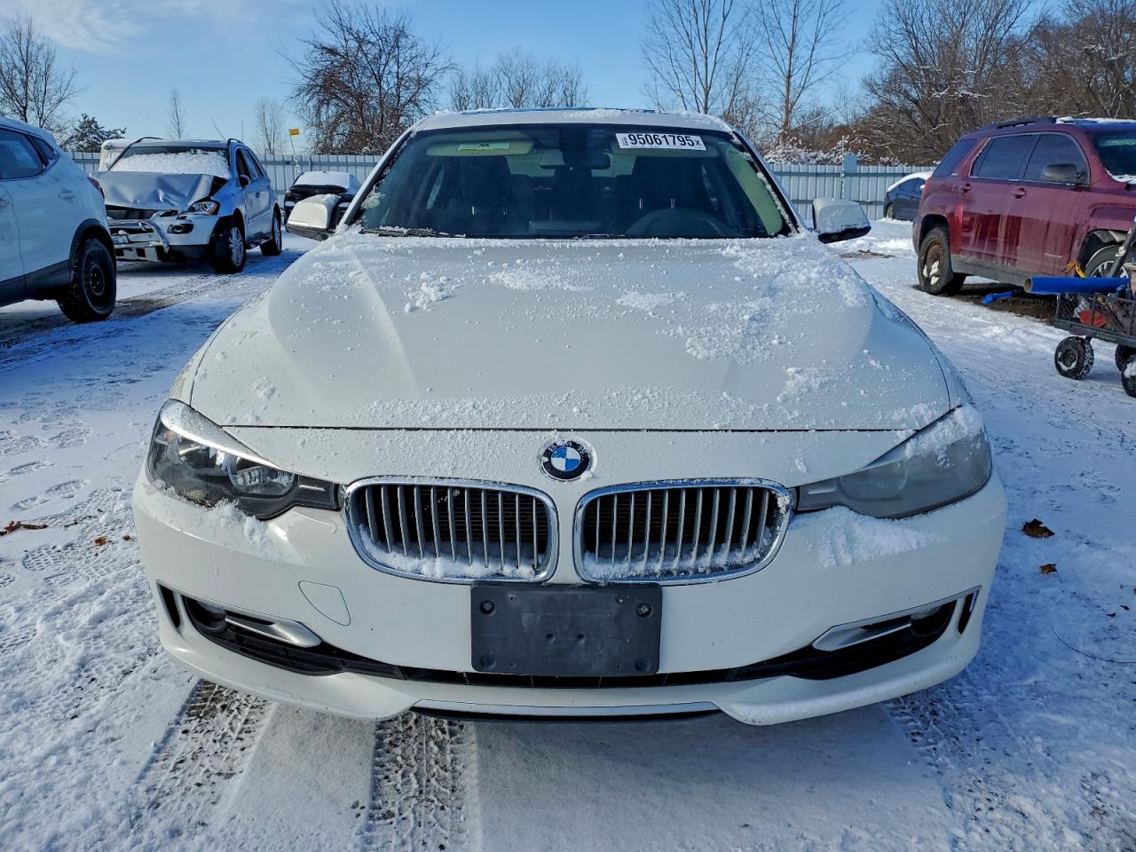 Автомобіль BMW 320 I XDRIVE 2013 | GrandCar Автомобіль BMW 320 I XDRIVE 2013 | GrandCar