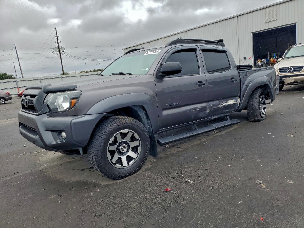 Автомобіль TOYOTA TACOMA DOUBLE CAB PRERUNNER 2015 | GrandCar