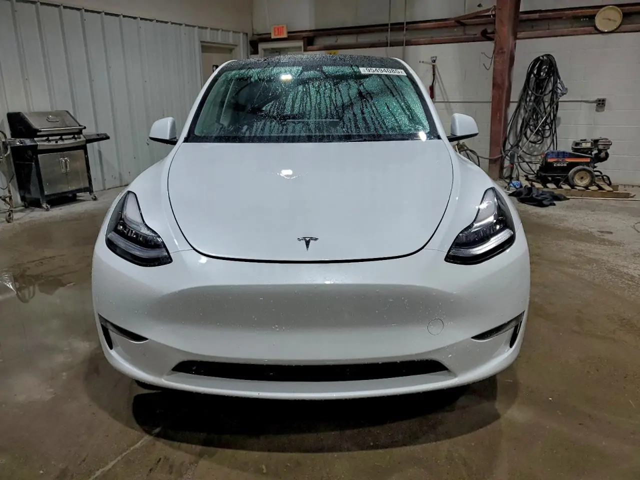 Автомобіль TESLA MODEL Y 2023 | GrandCar Автомобіль TESLA MODEL Y 2023 | GrandCar