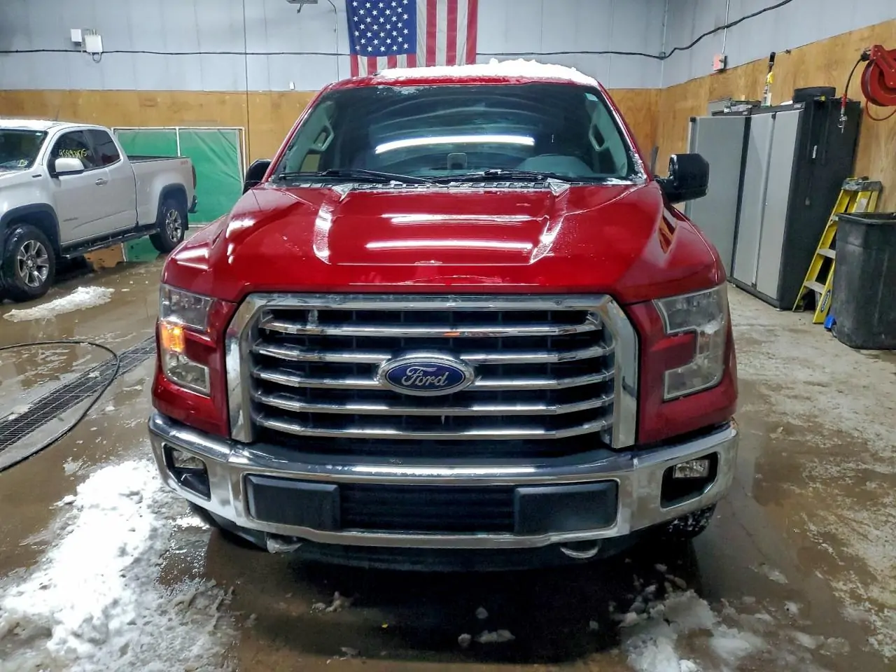 Автомобиль FORD F150 SUPER CAB 2016 | GrandCar Автомобиль FORD F150 SUPER CAB 2016 | GrandCar