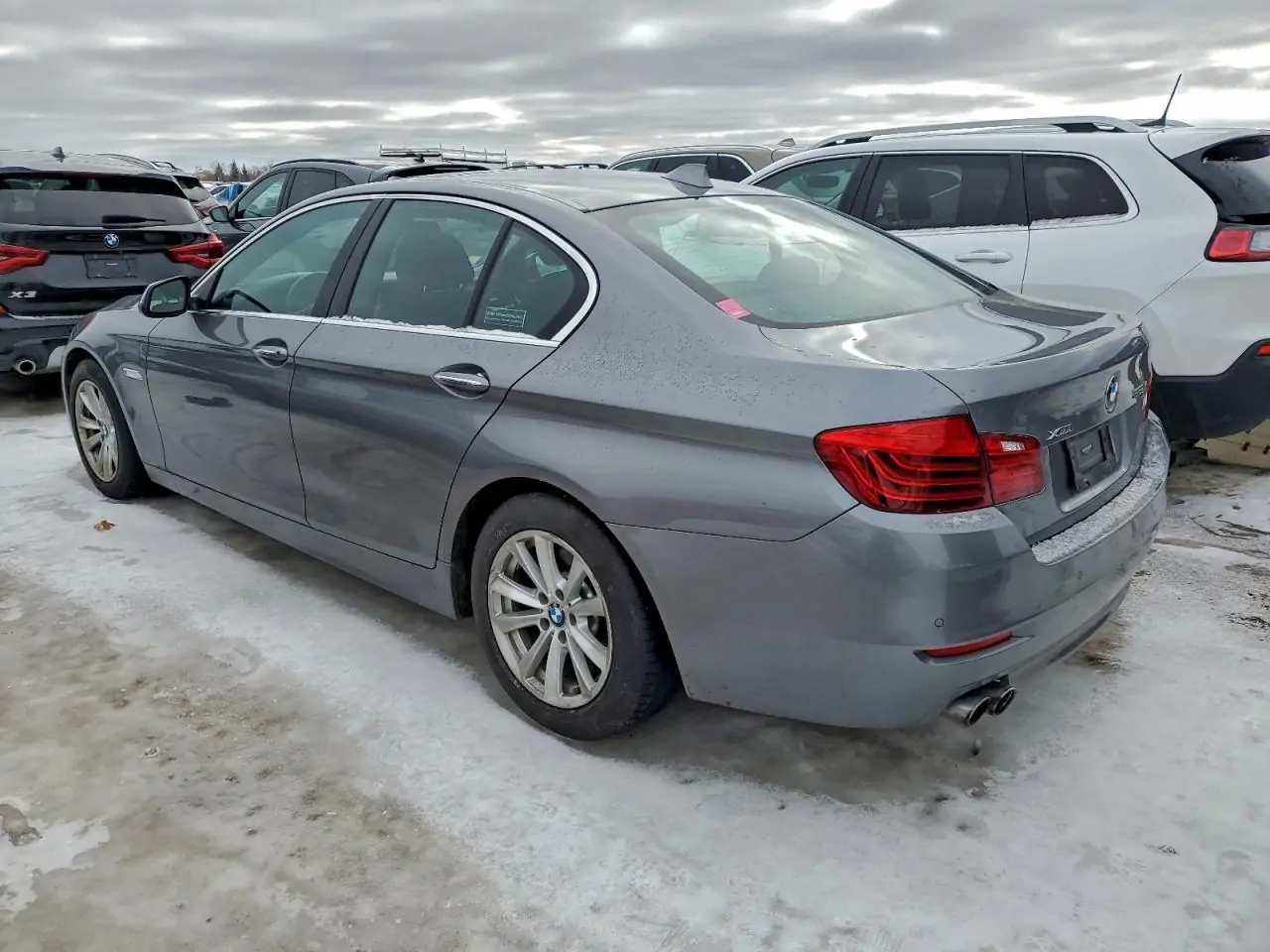 Автомобіль BMW 528 XI 2015 | GrandCar Автомобіль BMW 528 XI 2015 | GrandCar