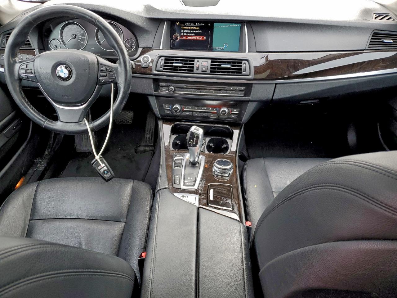 Автомобіль BMW 528 XI 2015 | GrandCar Автомобіль BMW 528 XI 2015 | GrandCar