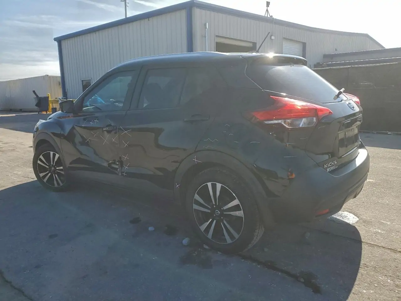 Автомобиль NISSAN KICKS S 2018 | GrandCar Автомобиль NISSAN KICKS S 2018 | GrandCar
