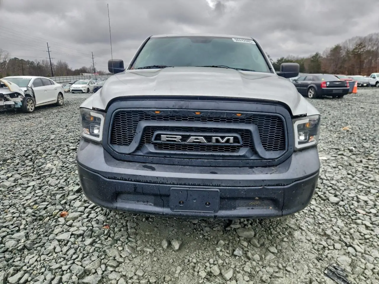 Автомобіль RAM 1500 ST 2015 | GrandCar Автомобіль RAM 1500 ST 2015 | GrandCar