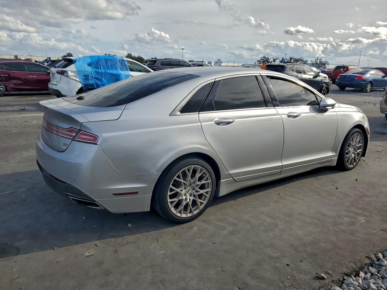 Автомобіль LINCOLN MKZ 2016 | GrandCar Автомобіль LINCOLN MKZ 2016 | GrandCar
