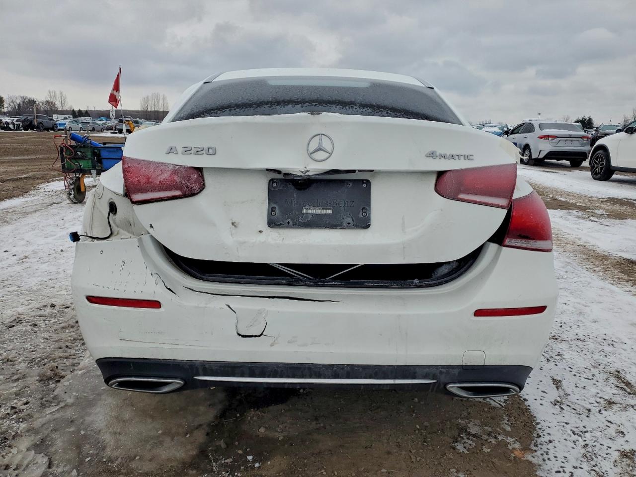 Автомобіль MERCEDES-BENZ A 220 4MATIC 2022 | GrandCar Автомобіль MERCEDES-BENZ A 220 4MATIC 2022 | GrandCar