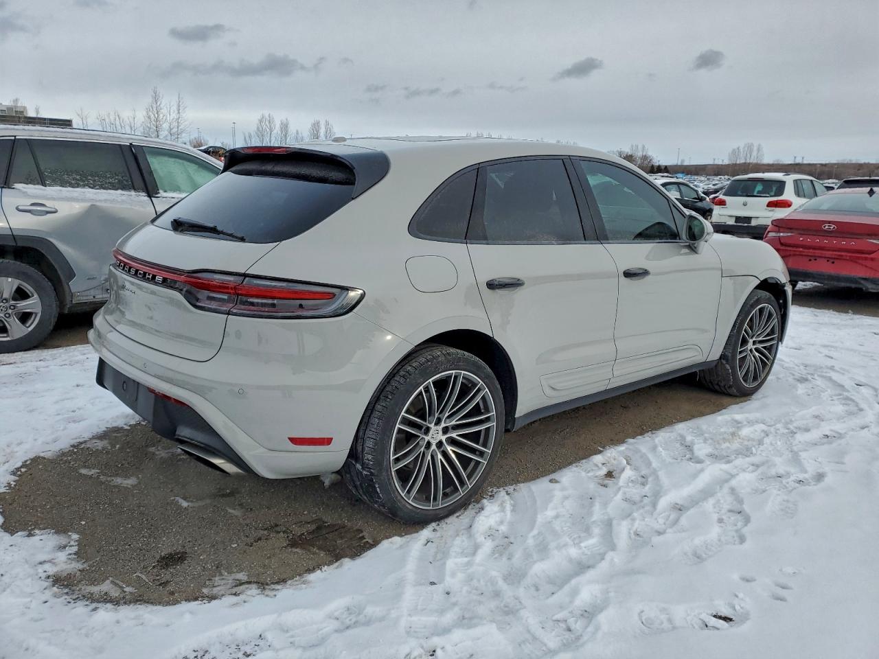 Автомобіль PORSCHE MACAN BASE 2023 | GrandCar Автомобіль PORSCHE MACAN BASE 2023 | GrandCar