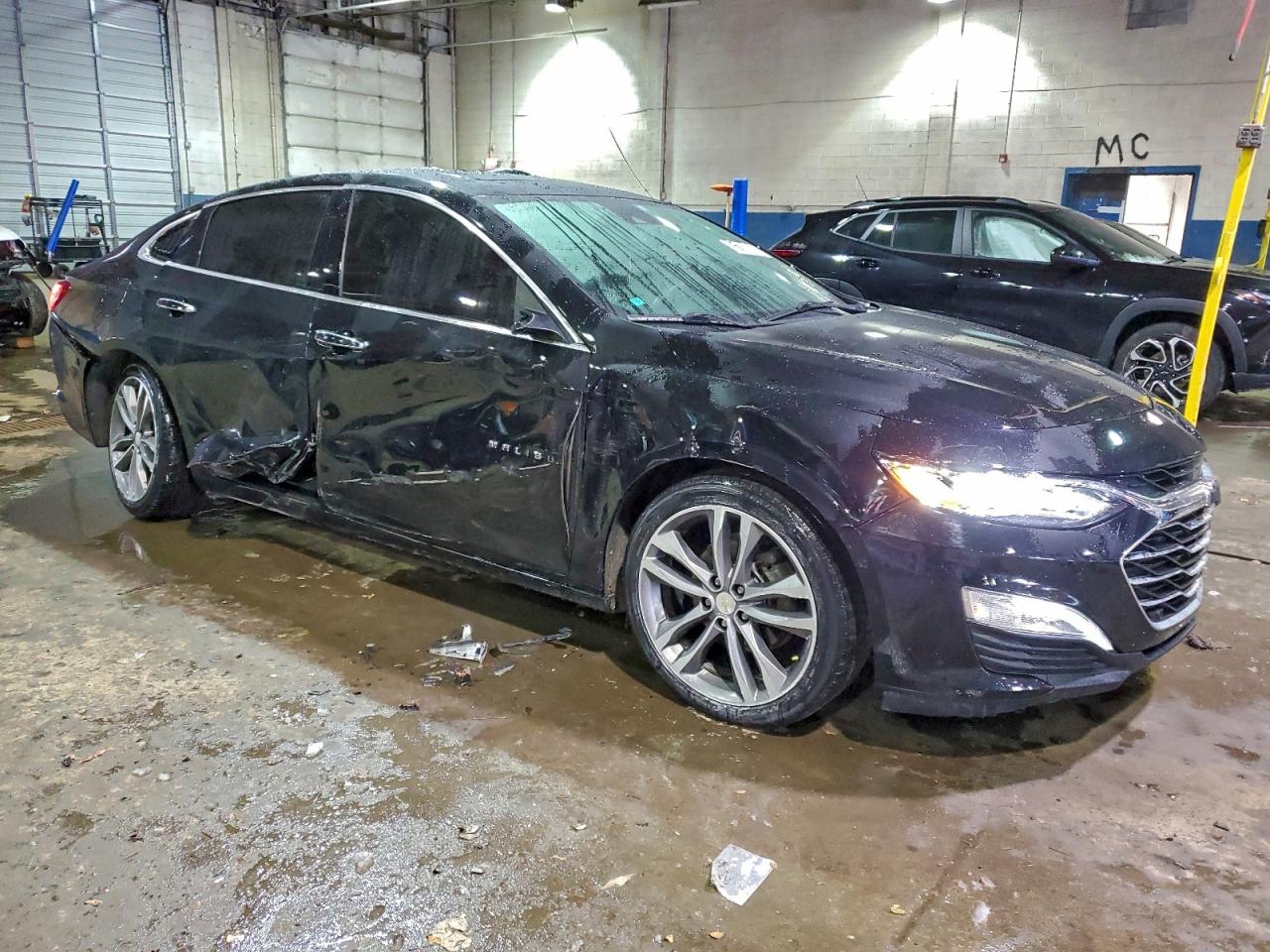 Автомобиль CHEVROLET MALIBU PREMIER 2019 | GrandCar Автомобиль CHEVROLET MALIBU PREMIER 2019 | GrandCar
