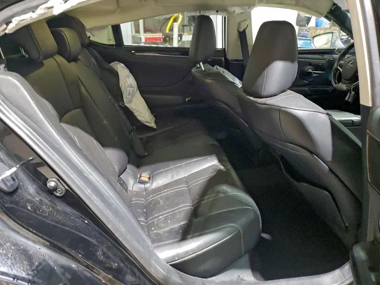 Автомобіль LEXUS ES 350 ULTRA LUXURY 2020 | GrandCar Автомобіль LEXUS ES 350 ULTRA LUXURY 2020 | GrandCar
