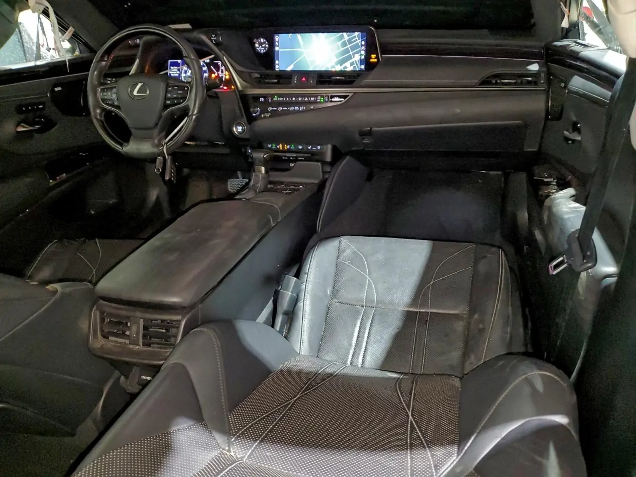 Автомобіль LEXUS ES 350 ULTRA LUXURY 2020 | GrandCar Автомобіль LEXUS ES 350 ULTRA LUXURY 2020 | GrandCar