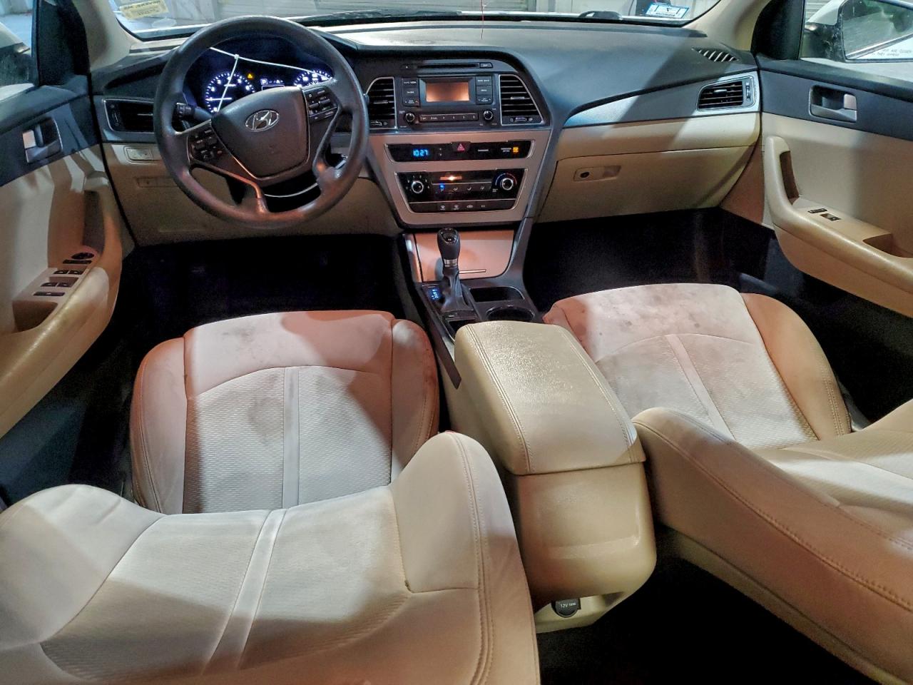 Автомобиль HYUNDAI SONATA SE 2015 | GrandCar Автомобиль HYUNDAI SONATA SE 2015 | GrandCar