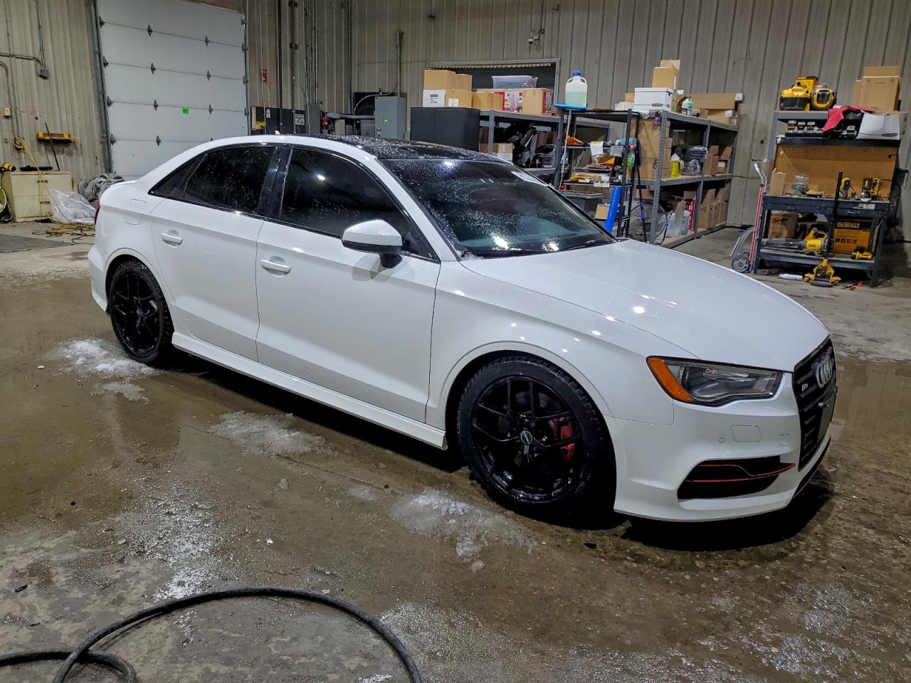 Автомобіль AUDI S3 PREMIUM PLUS 2016 | GrandCar Автомобіль AUDI S3 PREMIUM PLUS 2016 | GrandCar