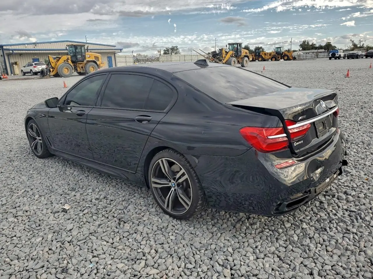 Автомобіль BMW 750 XI 2016 | GrandCar Автомобіль BMW 750 XI 2016 | GrandCar