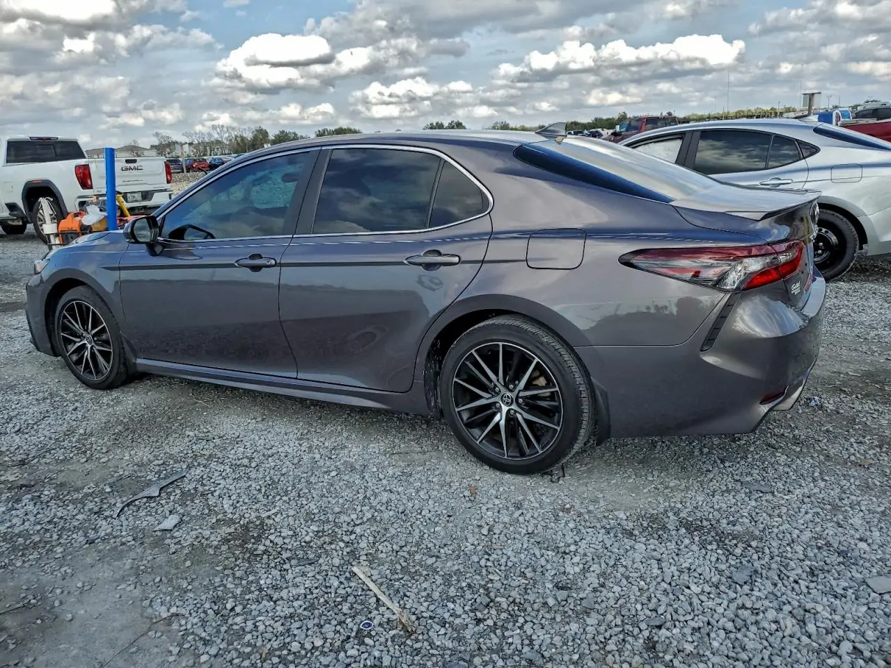 Автомобиль TOYOTA CAMRY SE NIGHT SHADE 2023 | GrandCar Автомобиль TOYOTA CAMRY SE NIGHT SHADE 2023 | GrandCar