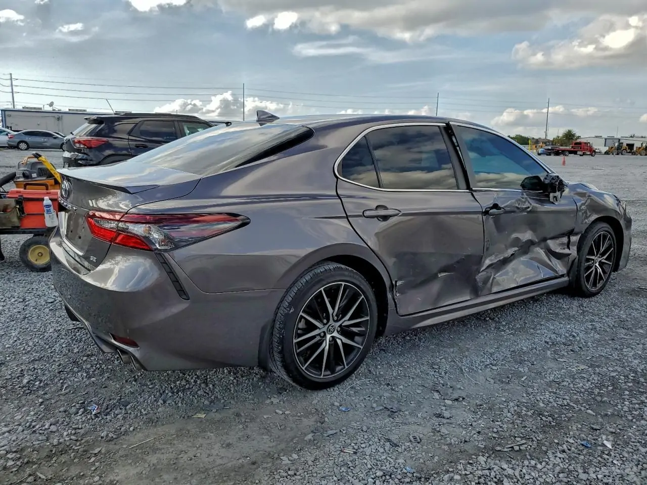 Автомобиль TOYOTA CAMRY SE NIGHT SHADE 2023 | GrandCar Автомобиль TOYOTA CAMRY SE NIGHT SHADE 2023 | GrandCar