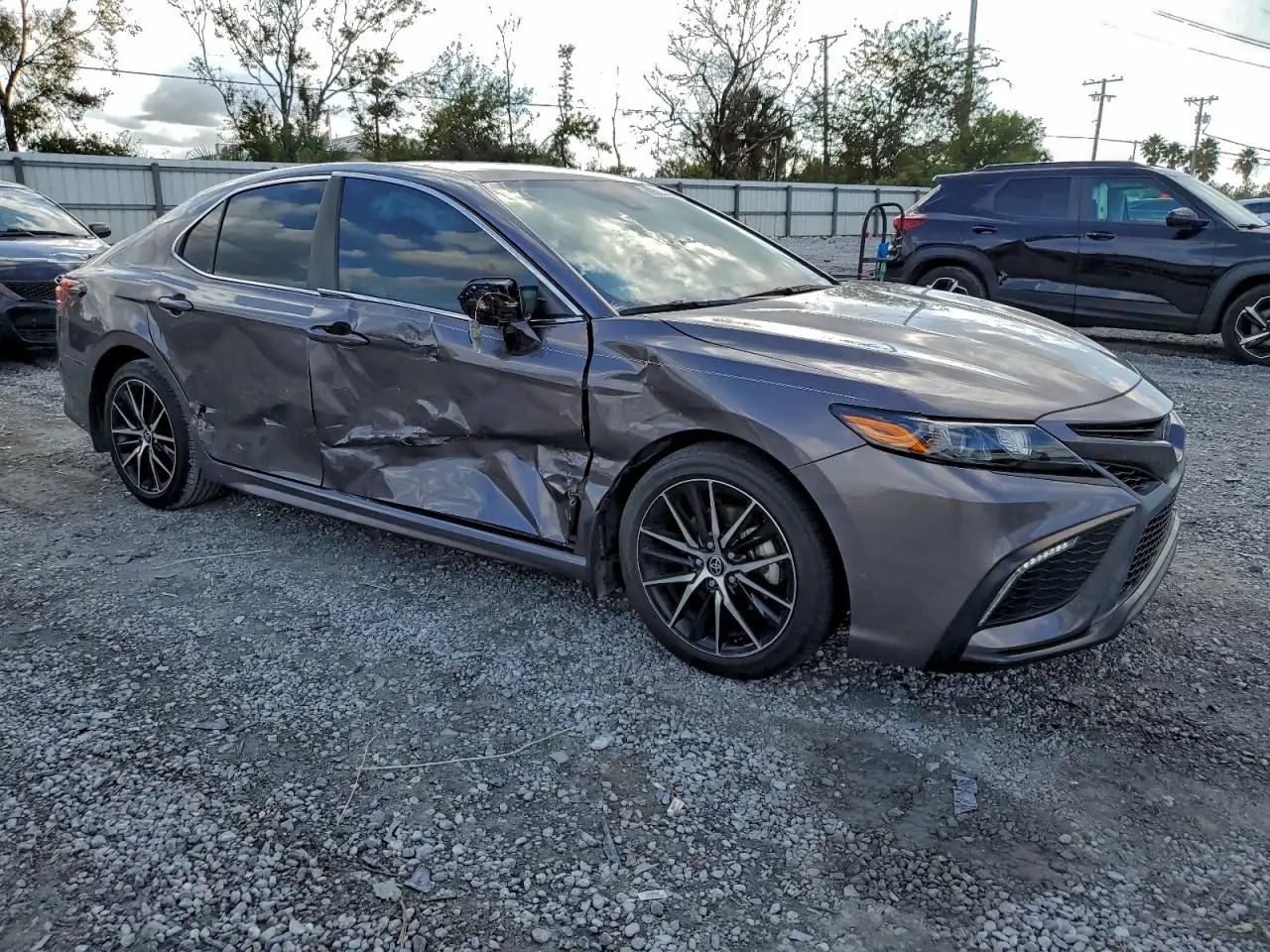 Автомобиль TOYOTA CAMRY SE NIGHT SHADE 2023 | GrandCar Автомобиль TOYOTA CAMRY SE NIGHT SHADE 2023 | GrandCar