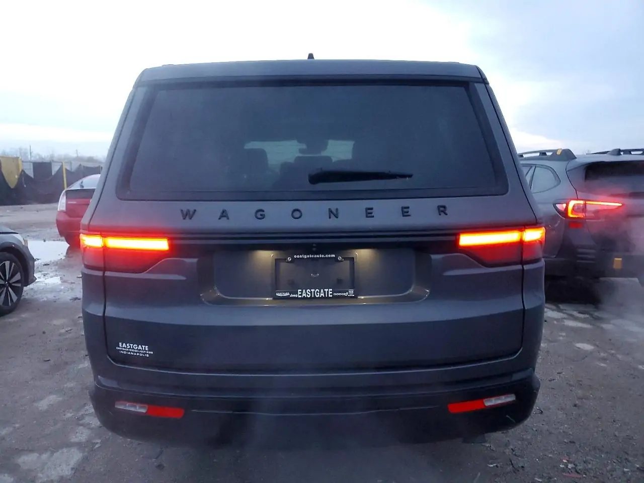 Автомобиль JEEP WAGONEER SERIES II 2024 | GrandCar Автомобиль JEEP WAGONEER SERIES II 2024 | GrandCar